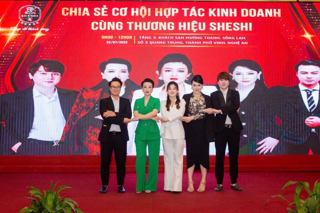 Z6118790190888 4b9ac72f73d2421d8913fa622b727eb0